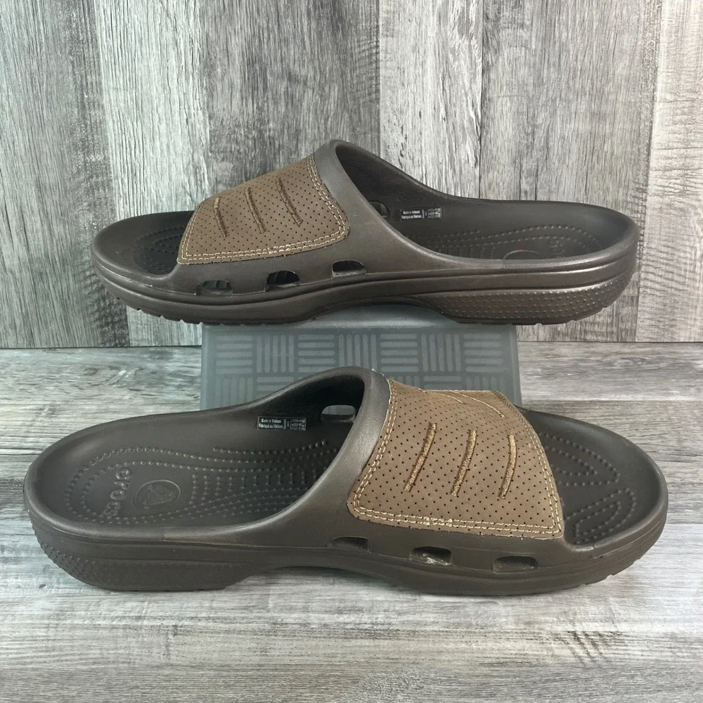 Crocs Yukon Sport Slide Mens 12 Brown Faux Leather Strap Sandals 10892